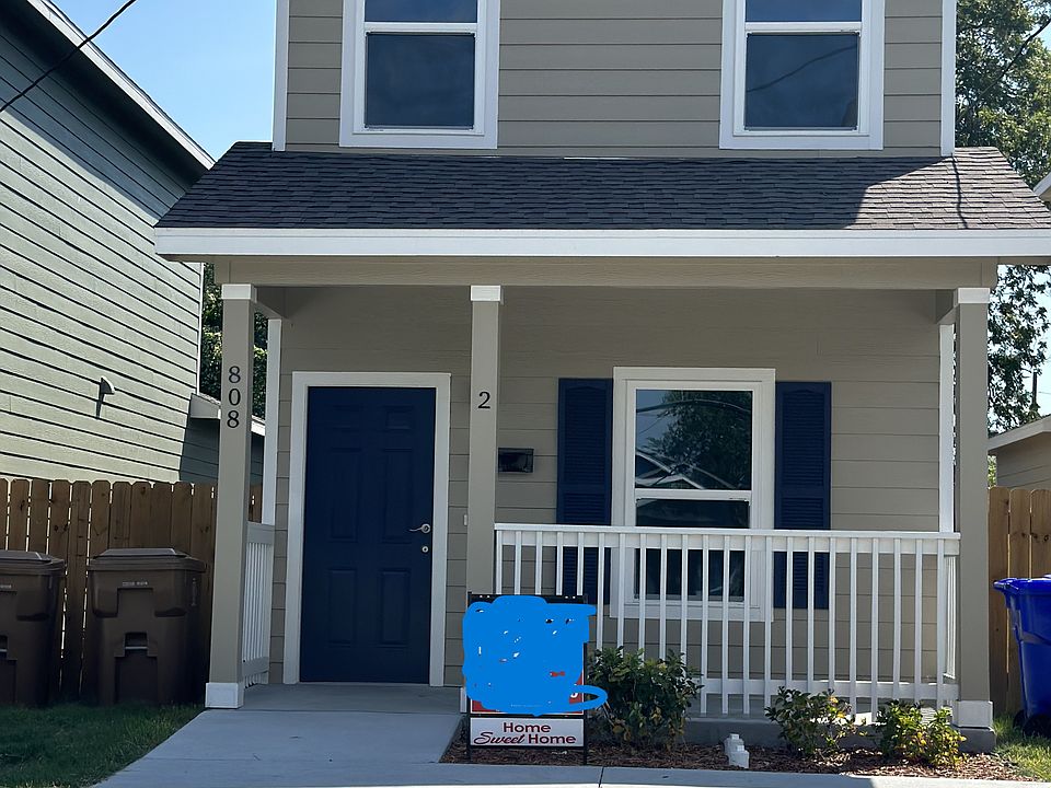 1st image of 808 25th St #2