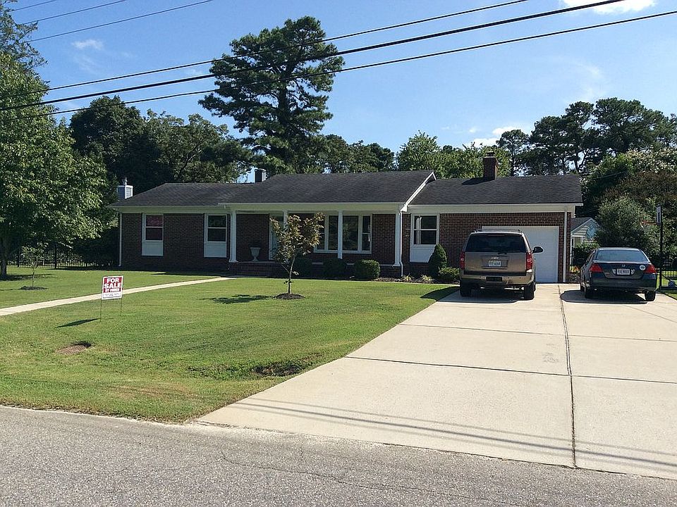 1st image of 1821 Ashley Dr