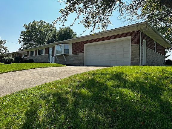 2nd image of 9056 Green Meadow Dr