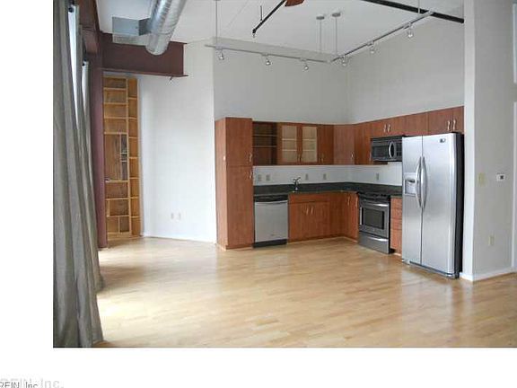 4th image of 221 Market St Unit 322