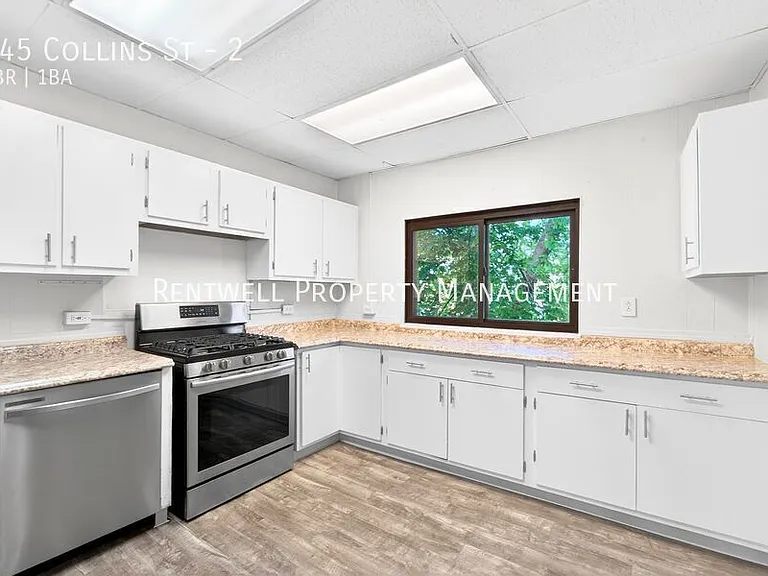 845 Collins St #2 — Photo 3