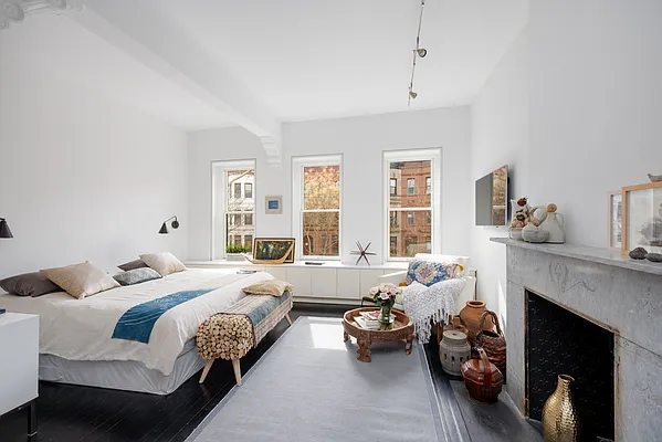 Sold by Brown Harris Stevens | media 16