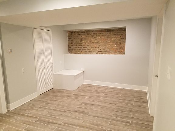 3rd image of 1252 N Greenview Ave #B