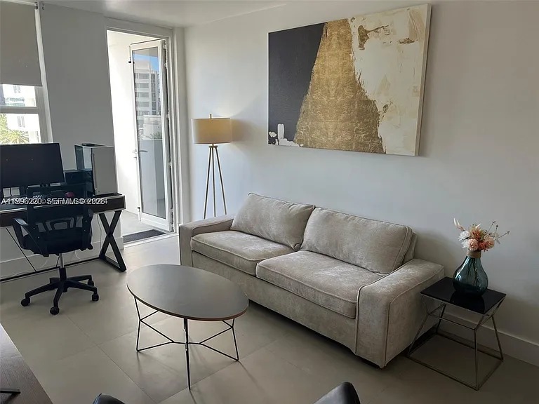 100 Lincoln Rd #620 — Photo 1