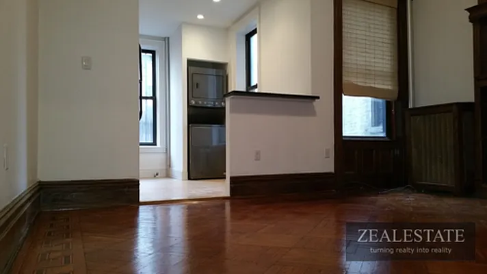 Rented by ZealEstate Group Inc | media 23