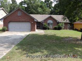 1792 Geiberger Dr, Fayetteville, NC 28303
