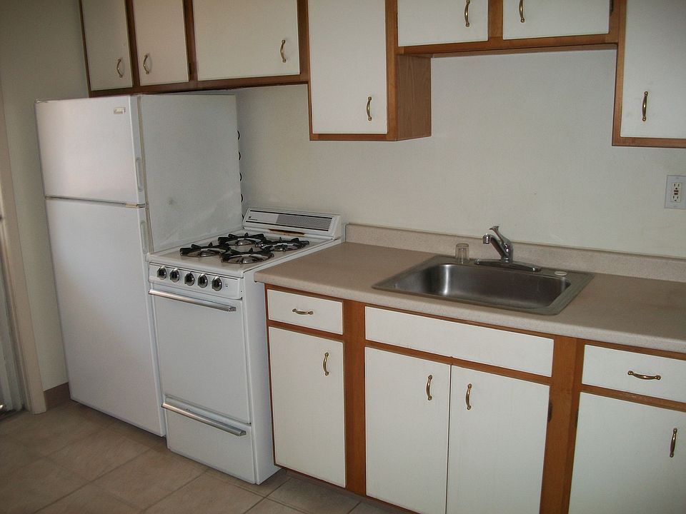 1st image of 328 Cavitt Ave APT 3