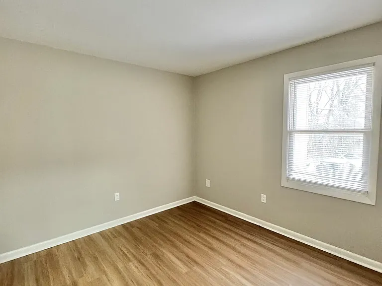 510 Holladay Dr #202 — Photo 4