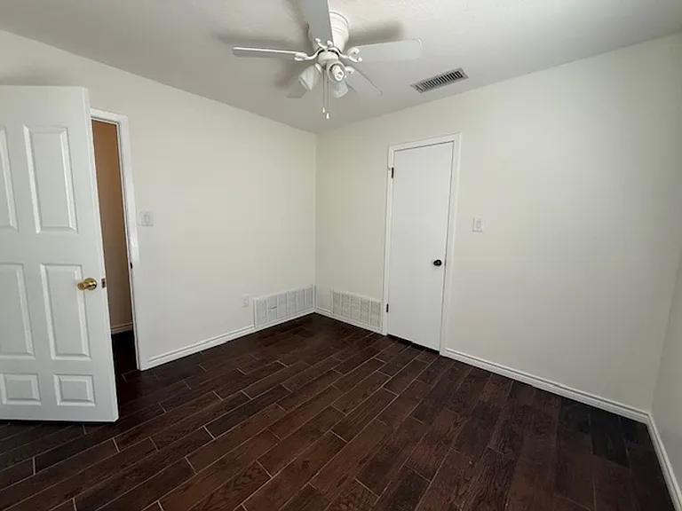 4608 Oak Knoll St — Photo 20