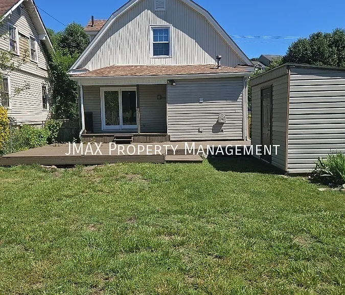 1905 Wise Ave SE — Photo 16
