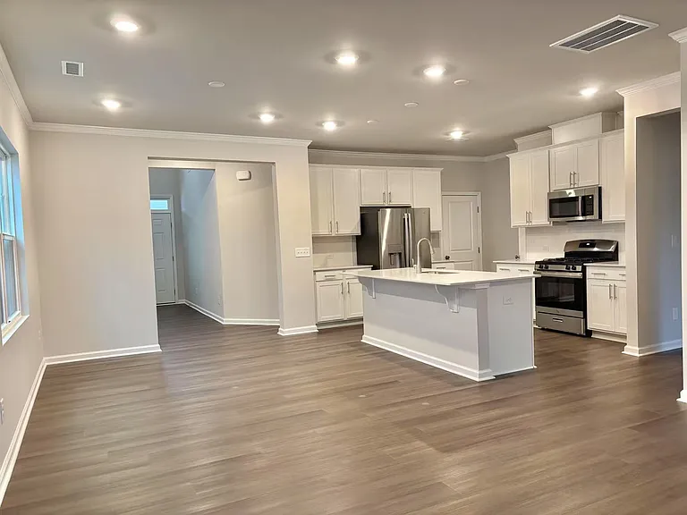 1109 Rosefinch Dr — Photo 5