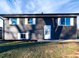 1250 Frayne Dr, New Carlisle, OH