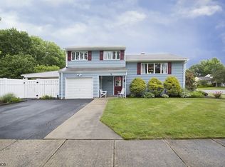 2 Briar Ct, Flanders, NJ 07836