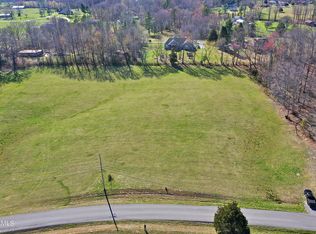 Meadow Creek Northwest Side Rd, Oneida, TN 37841
