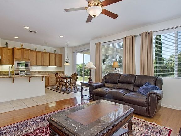 5th image of 1679 Camino De Salmon St