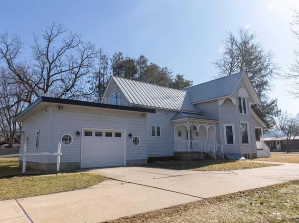 246 East 5th Street, Westfield, WI 53964