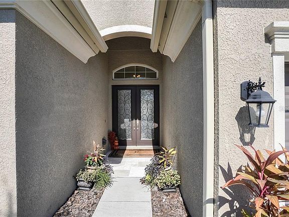 4th image of 10912 Charmwood Dr
