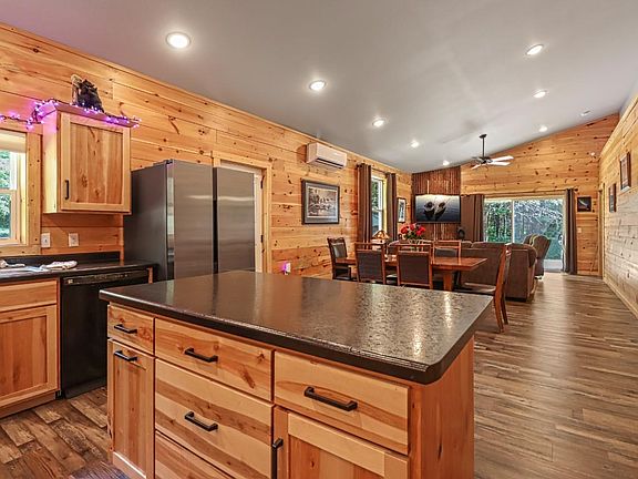 4th image of 4414 Pat Lin Ln