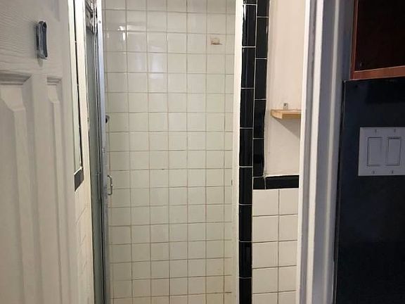 3rd image of 38 Orchard St APT 1C