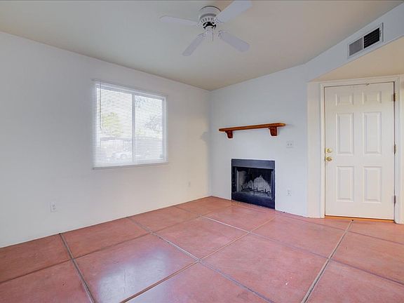 3rd image of 3622 E 4th St Unit 3