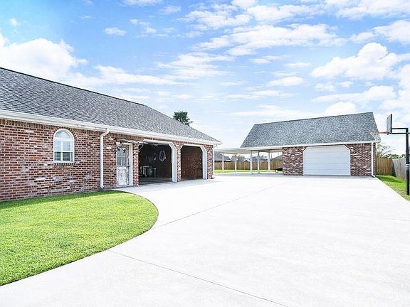 2nd image of 126 Cascade Dri Sugar Ridge Rd