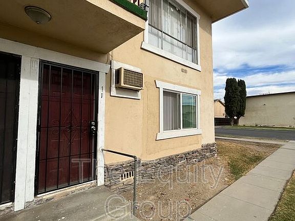 2nd image of 530 S Richmond Ave APT 1