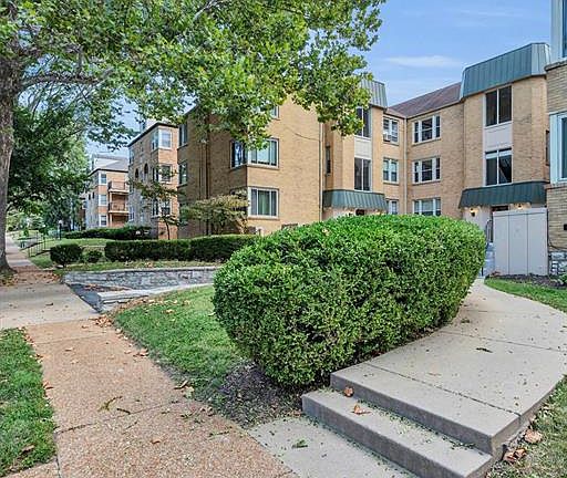 2nd image of 7544 York Dr APT 3W