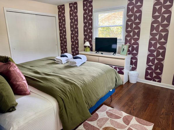 (undisclosed Address)