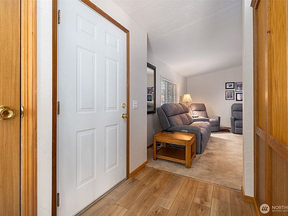5th image of 2306 Vista Lane
