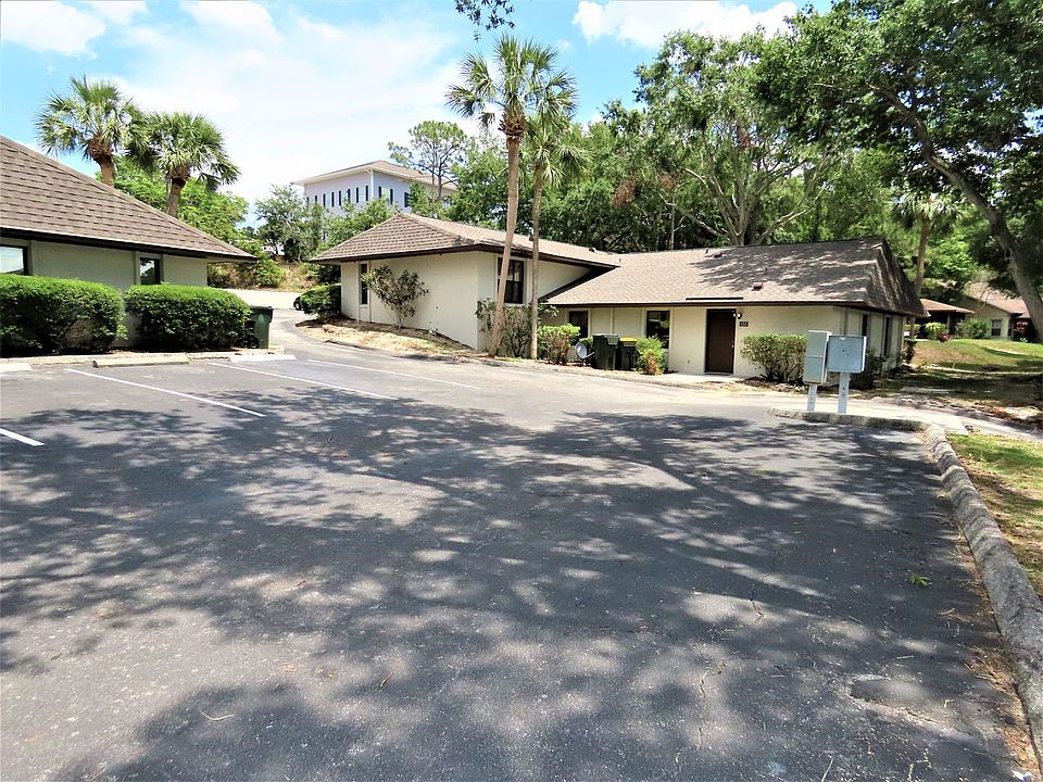 1st image of 155 Sunnyside Dr