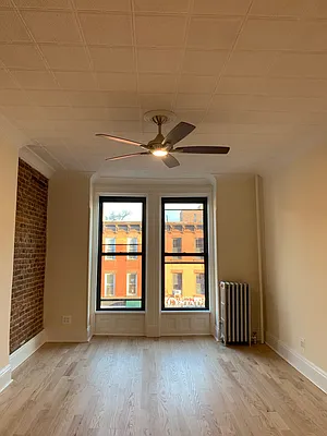 Rented by Compass | media 29