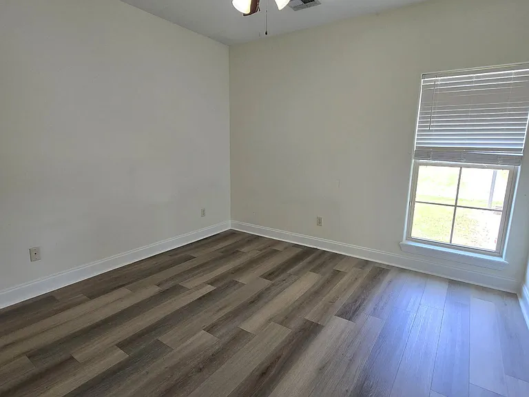 2619 E Robinwood Dr — Photo 11