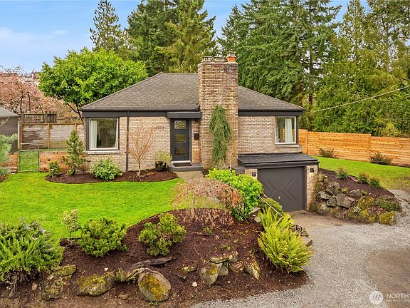 2nd image of 3911 SW Forest Street