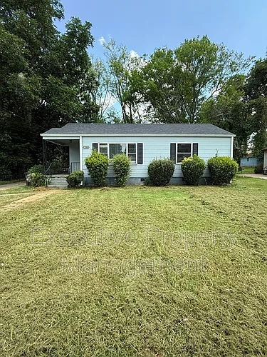 1744 Lincoln Pl SW Photo 1