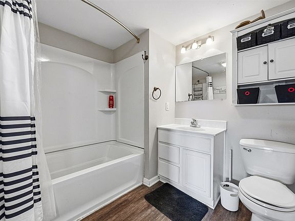5th image of 1216 5th St NW