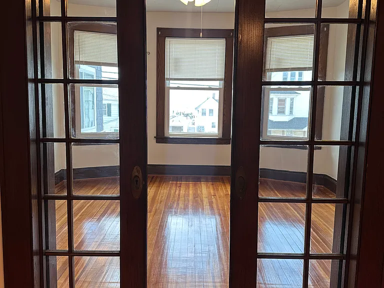 368 Seaview Ave #2 — Photo 2