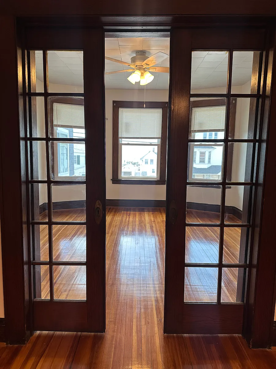 Building Photo - 368 Seaview Ave #2