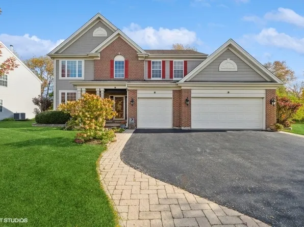 2514 Fen View Cir, Island Lake, IL 60042