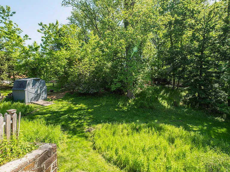 1390 Paxon Pl — Photo 42