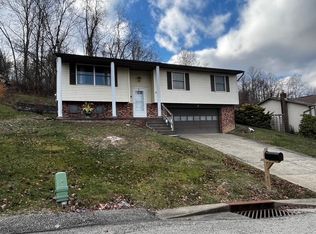 150 Sassafras Dr, Washington, PA 15301