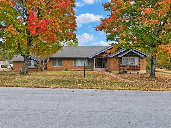 2904 Laurie Drive, West Plains, MO 65775