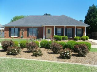 7411 Lake Forest Ct, Montgomery, AL 36117
