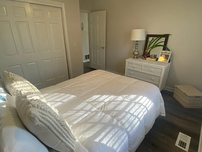 3145 Morningside Dr — Photo 25