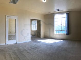 317 W Main St APT 5, Merced, CA 95340