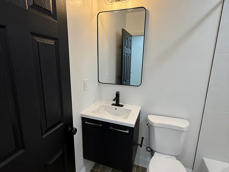2609 E Monument St — Photo 19