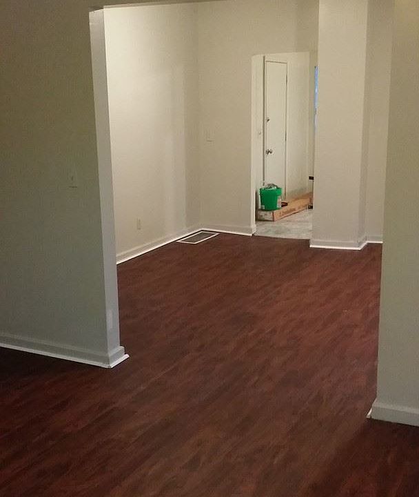 1st image of 2490 Apple Ave