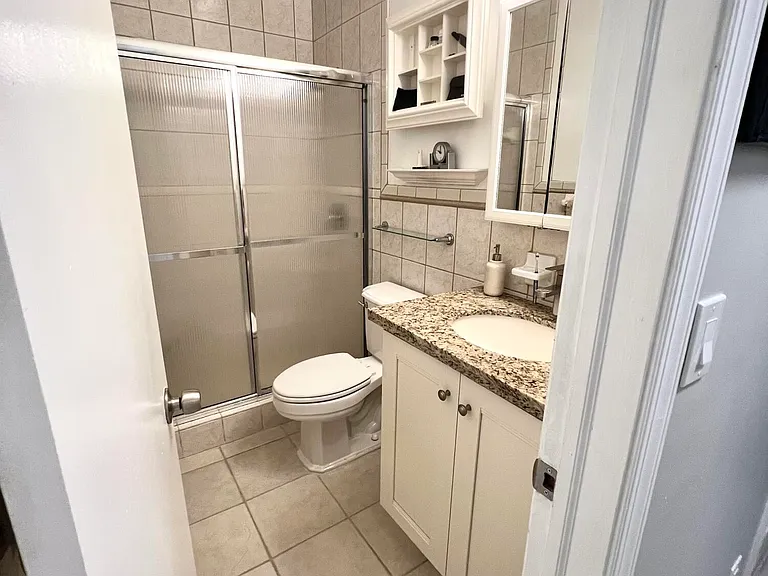 2270 NE 68th St #1911 — Photo 8