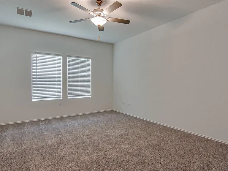 6721 Hartlage St — Photo 17