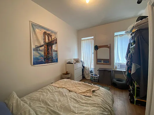 Rented by EXR | media 12