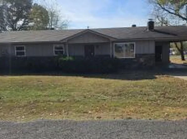 148 Bragg Cir, Russellville, AR 72802
